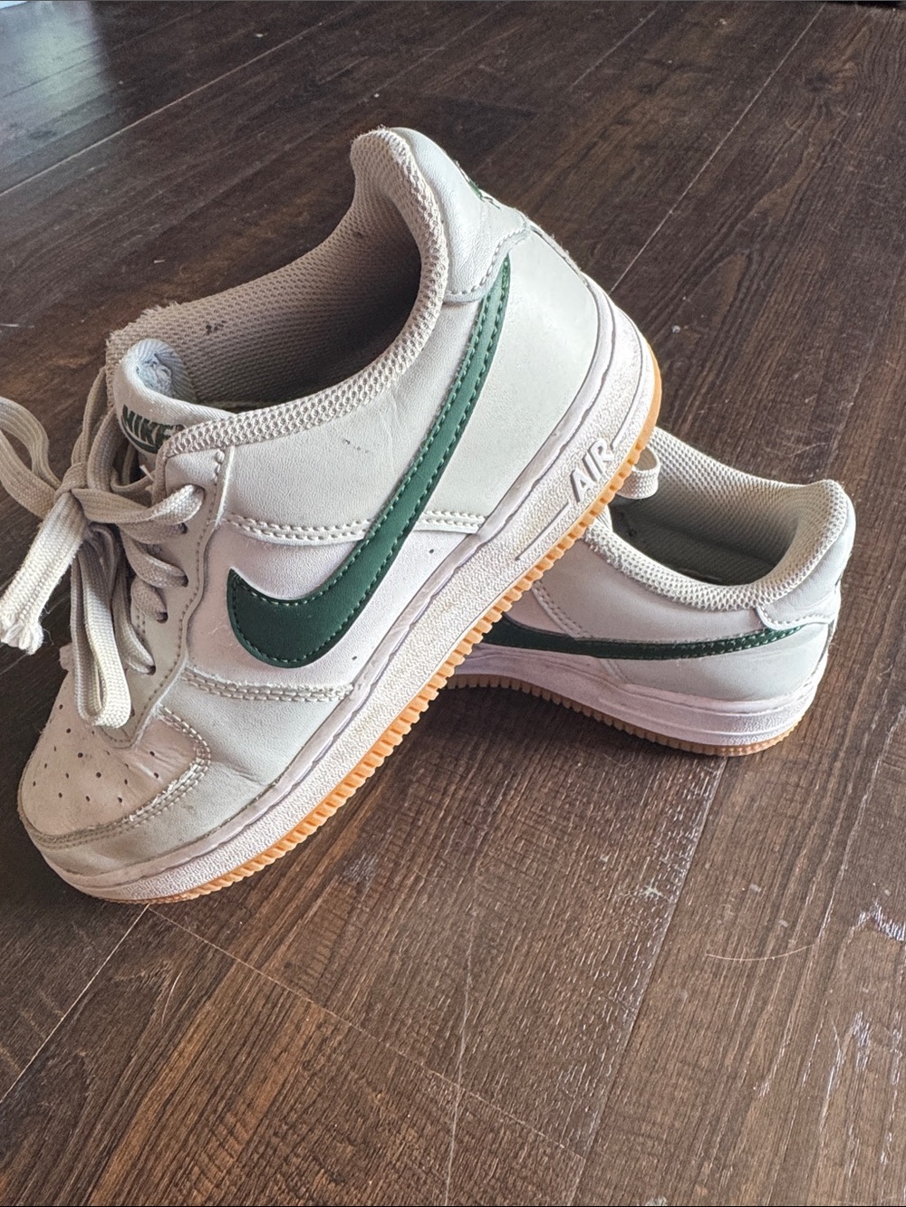 Nike Air Force 1 Kids White Sneakers with Green Swoosh and Gum Sole